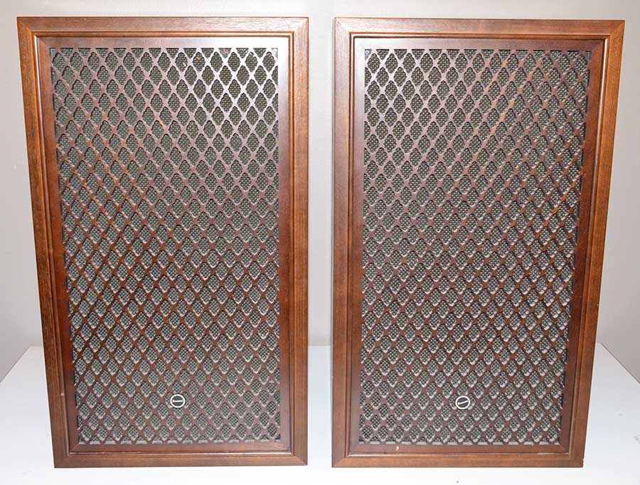 Vintage Sansui SP200 Speakers 3 Way 5 Speaker Bass Reflex Design 12